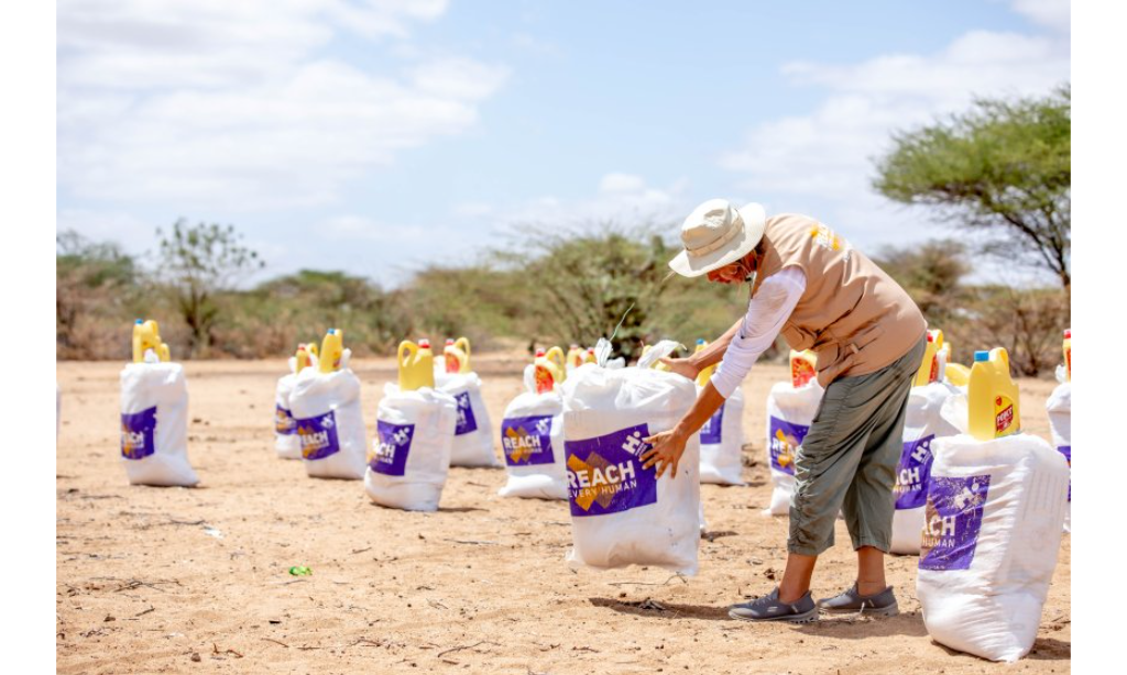 Rotna & Ruksana Volunteers | Neighbourly